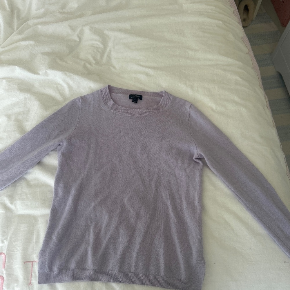 Cashmere lilac sweater